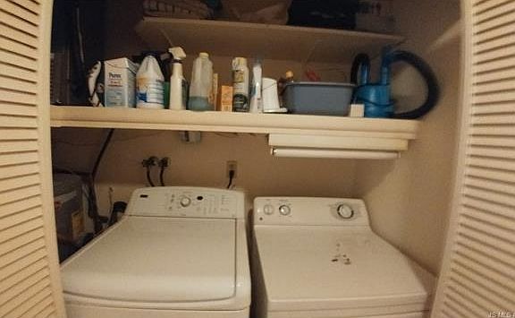 4th image of 383A Chatham Ct