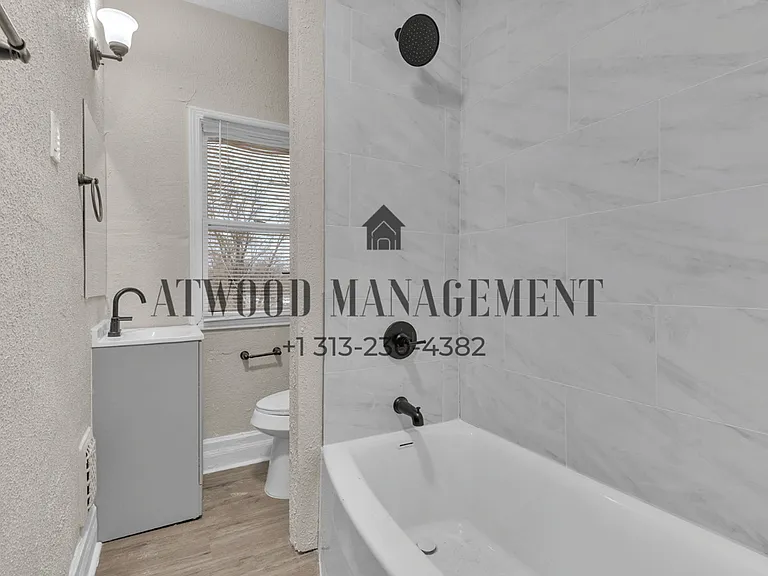 168 Beresford St — Photo 10