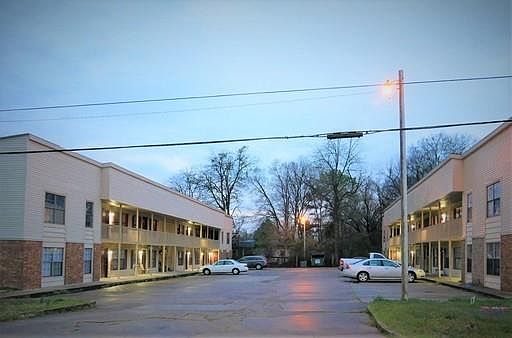 1st image of 2020/2024 Baldwin St