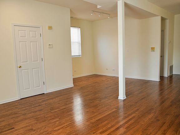 4th image of 2438 N Ashland Ave APT 2R