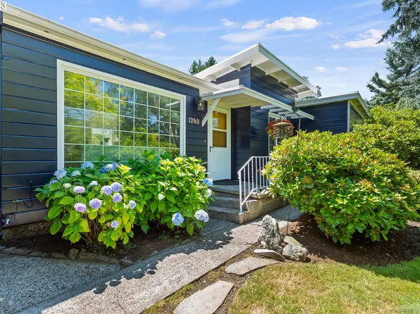 1240 Cedar St, Lake Oswego, OR 97034