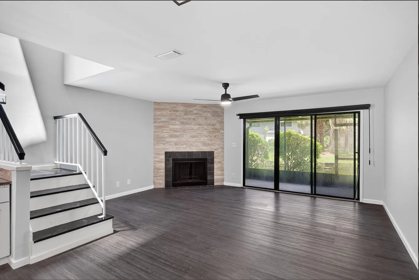7701 Baymeadows Circle West - 1 — Photo 2