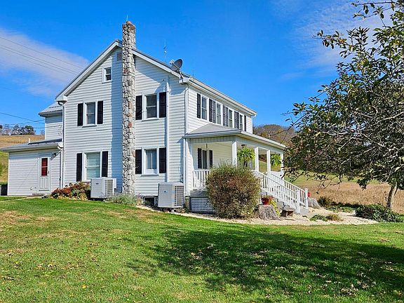 3rd image of 12813 Huntfield Ln