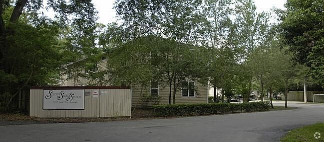1st image of 1710 NW 7th St APT 601