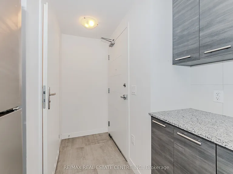 251 Hemlock St #707 — Photo 3