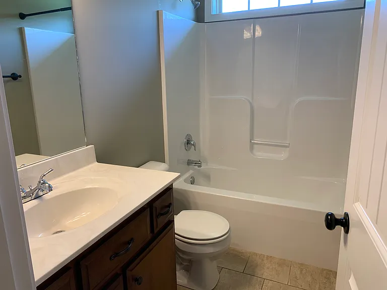 208 S Howard St — Photo 6