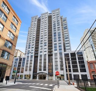 435 W Erie St APT 1801, Chicago, IL, 60654
