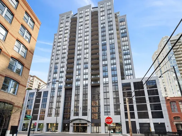 435 W Erie St APT 1801, Chicago, IL 60654
