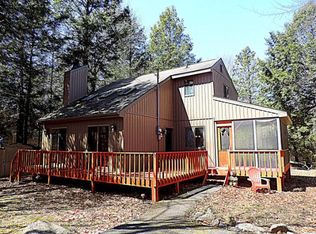 113 Logger Rd, Canadensis, PA 18325