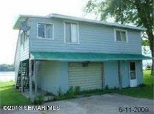 318 Shore Acres Rd, La Crescent, MN 55947