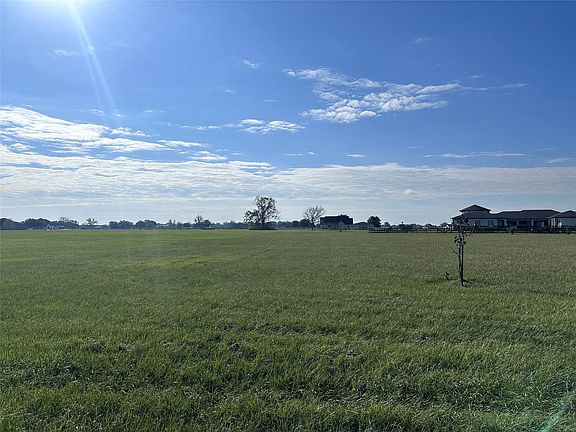 3rd image of 3211 Fm 1462 Rd