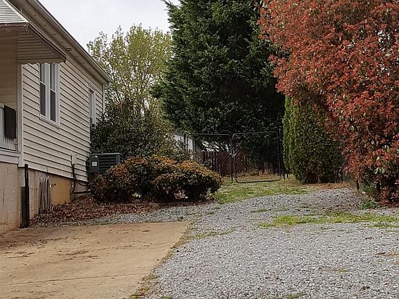 5th image of 4903 Myrtle St