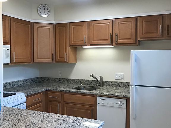 2nd image of 59 Parkman St