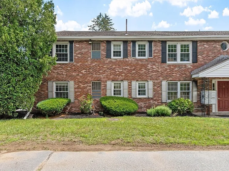 5 Elm St #1 — Photo 29