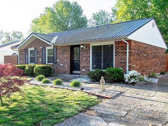 2nd image of 2206 Boarman Dr