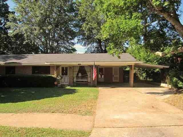1st image of 2705 Greenwood Dr