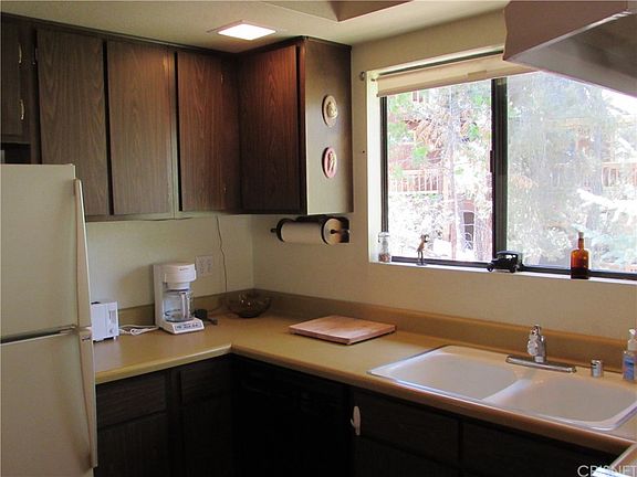 5th image of 2421 Ironwood Dr