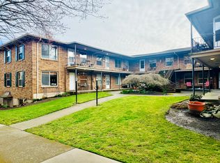 718 N 4th St APT 18, Tacoma, WA 98403
