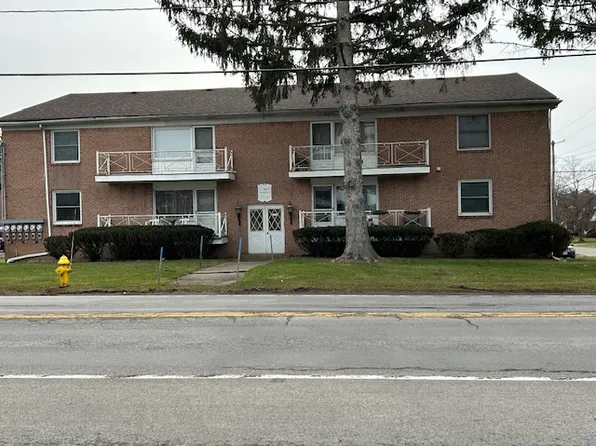4175 Seneca St APT 10, West Seneca, NY 14224