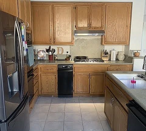 5th image of 1125 Corrales Ln