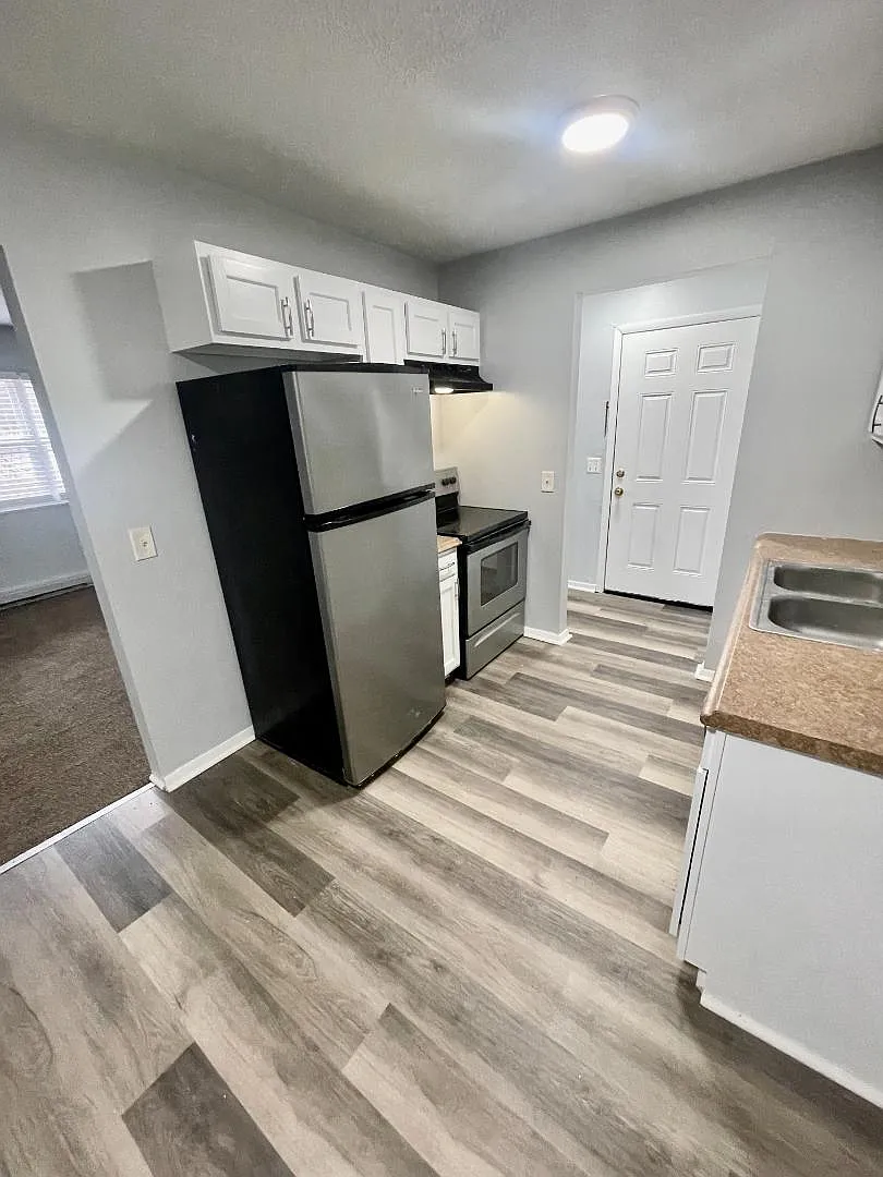 1338 Brooke Park Dr - 6 — Photo 4
