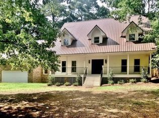 1021 Pine Ridge Dr, Summit, MS 39666