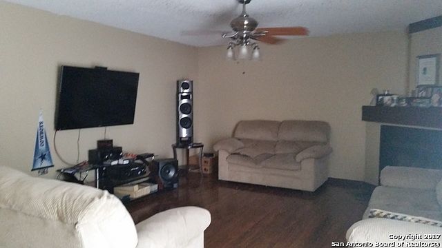 2nd image of 6443 Beech Trail Dr