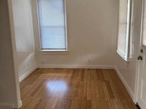 2nd image of 2022 Yosemite Dr #3