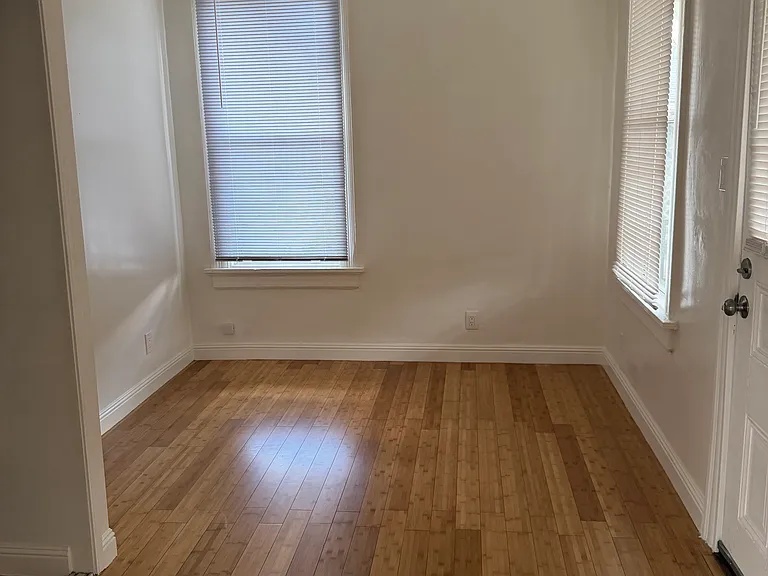 2022 Yosemite Dr #3 — Photo 2