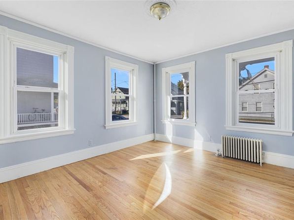 warwick-rhode-island-65915748 picture