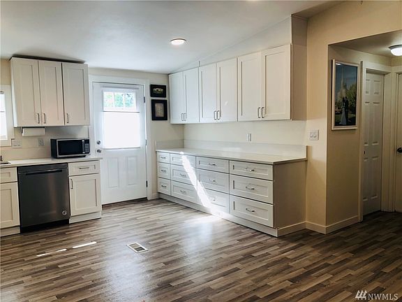 3rd image of 19609 5th Street Ct E