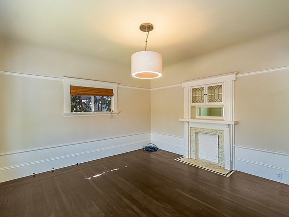 4th image of 1225 Pearl St