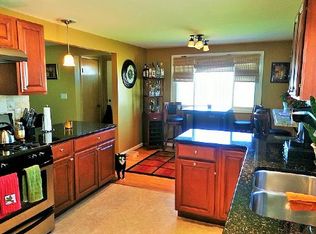 810 George Urban Blvd, Cheektowaga, NY 14225