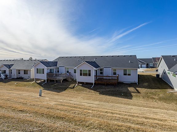 5th image of 5413 NE Briarwood Dr