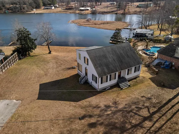 102 Kelly Ct, Marshall, TX 75672