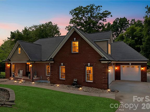 2nd image of 5424 Old Town Ln