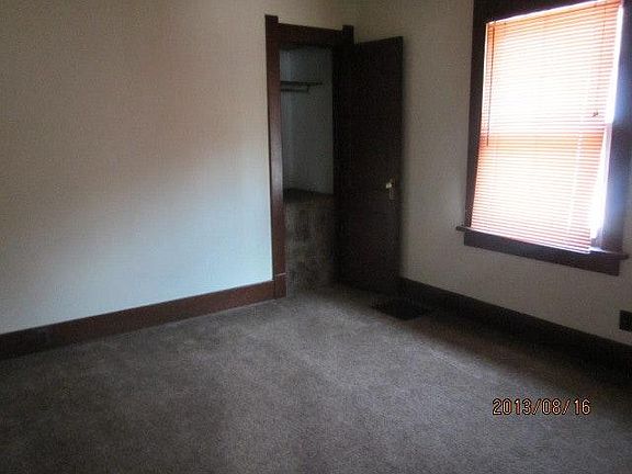 Back bedroom