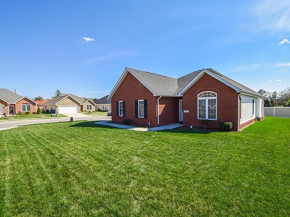 4th image of 4602 Whispering Willow Ln NW