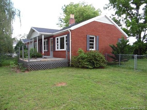 2nd image of 4728 Great Falls Hwy