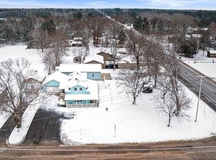 9555 Hollywood Rd, Nekoosa, WI 54457
