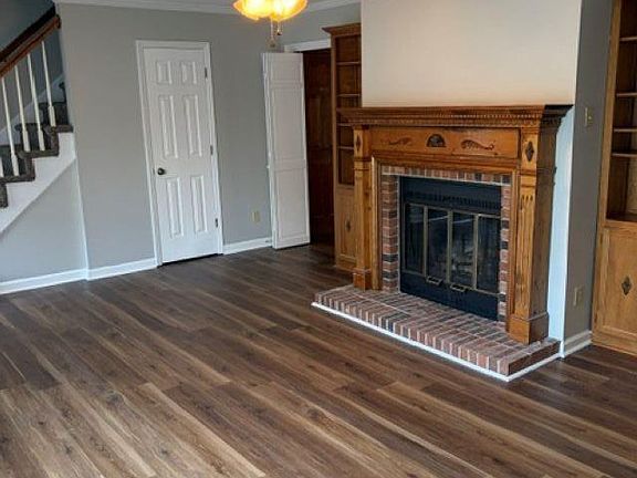 2nd image of 2187 Westbury Ct SW