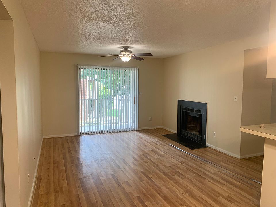 1st image of 566 Candle Ln APT 203