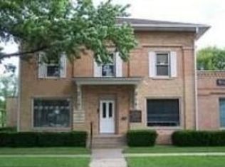 114 W Court St, Elkhorn, WI 53121