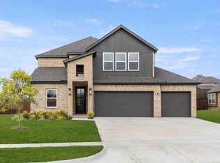 924 Gold Finch Ln, Forney, TX 75126