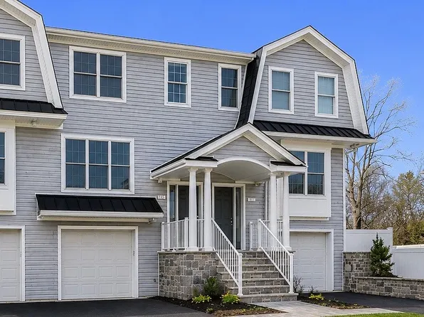 20 Zazzetti St #2, Waldwick, NJ 07463