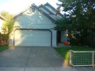 316 Michael Dr, Santa Rosa, CA 95401