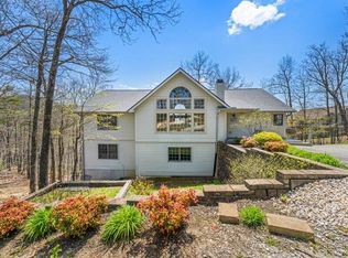 702 John Sevier Dr, Sevierville, TN 37876