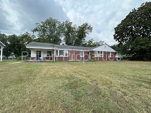 999 Seminole Dr #A & B Photo 1
