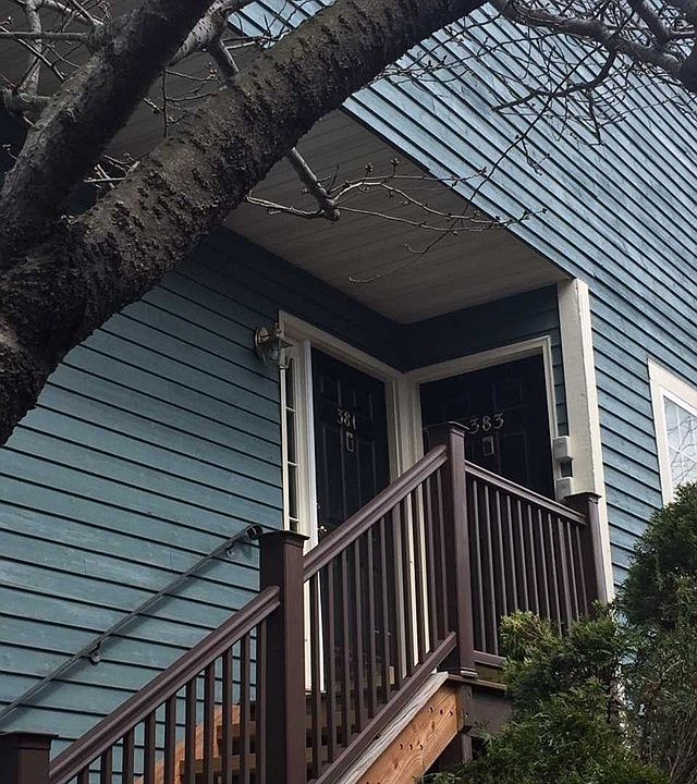 1st image of 381 Cambridge Dr