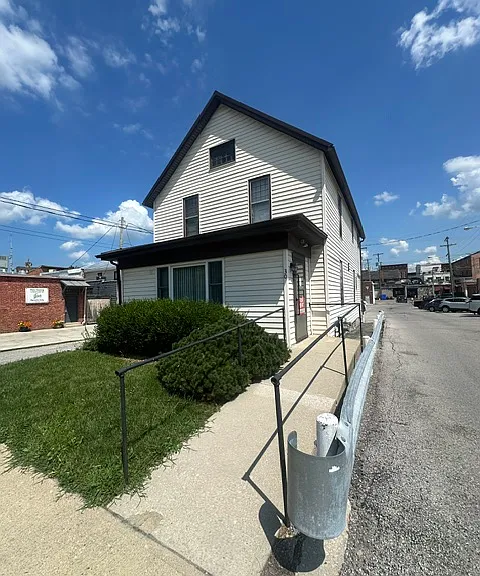 30 N Franklin St — Photo 1